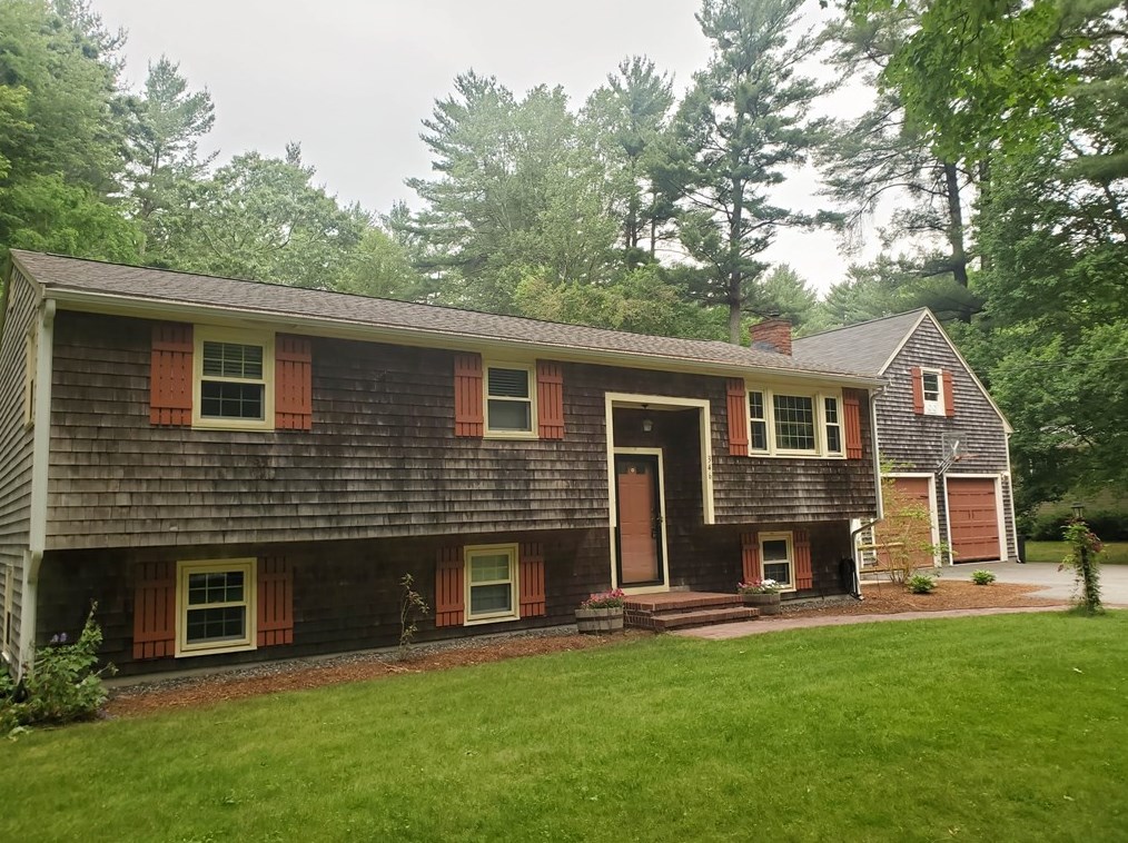 346 Plain St, Hanover, MA 02339