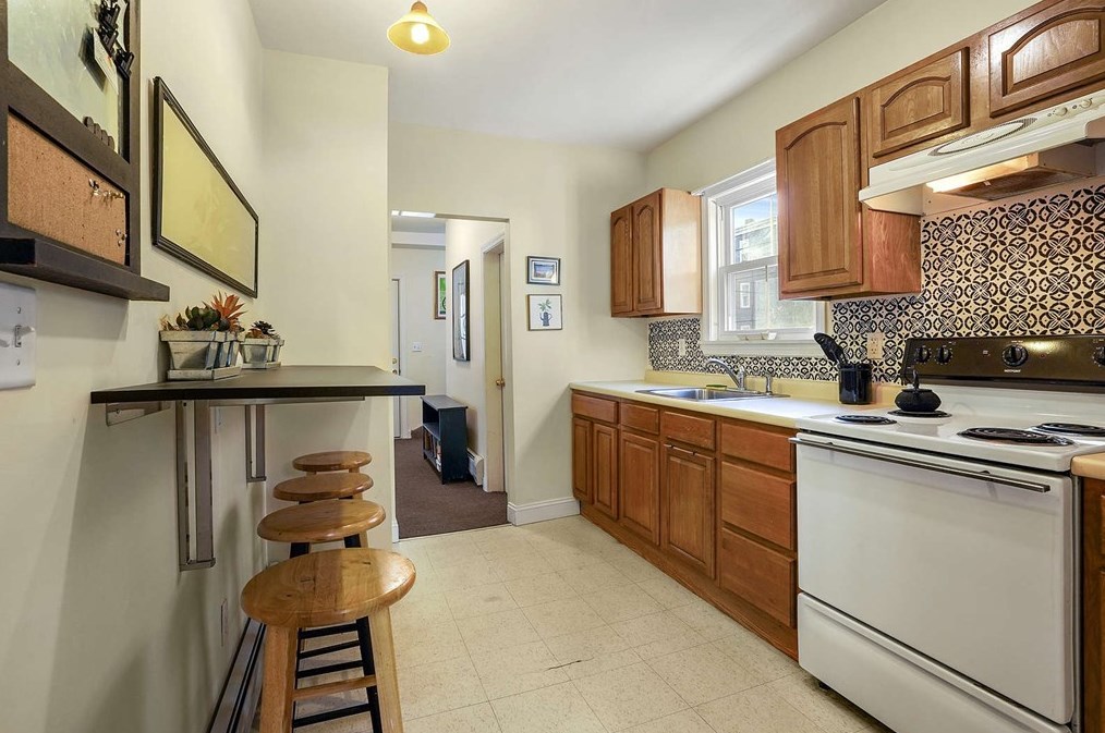 100 Alpine St, Somerville, MA 02144