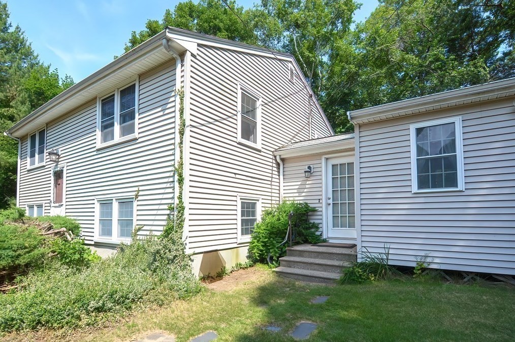 9 Kingsley Rd, Norton, MA 02766 exterior