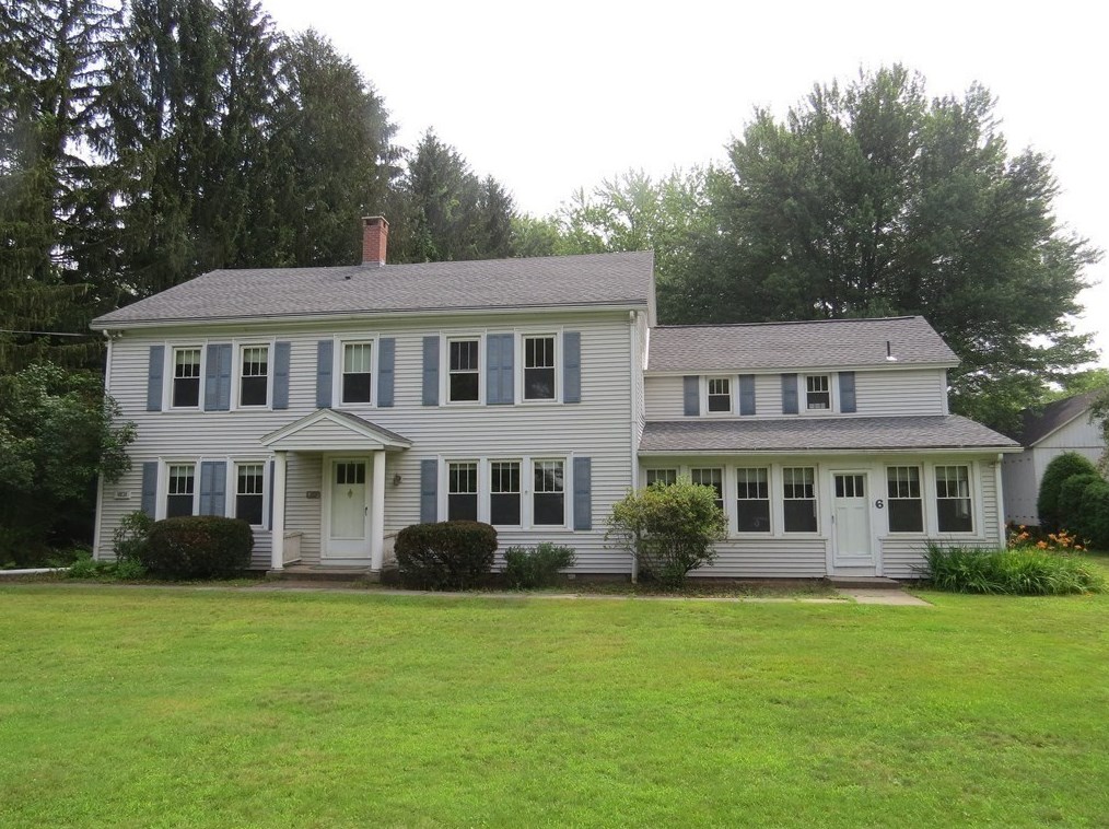 46 Middle St, North-Hadley, MA 01035 exterior