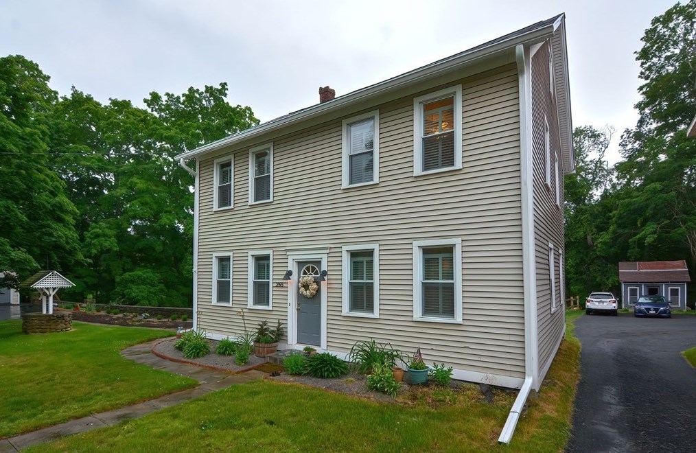 265 Main St, Fiskdale, MA 01566 exterior