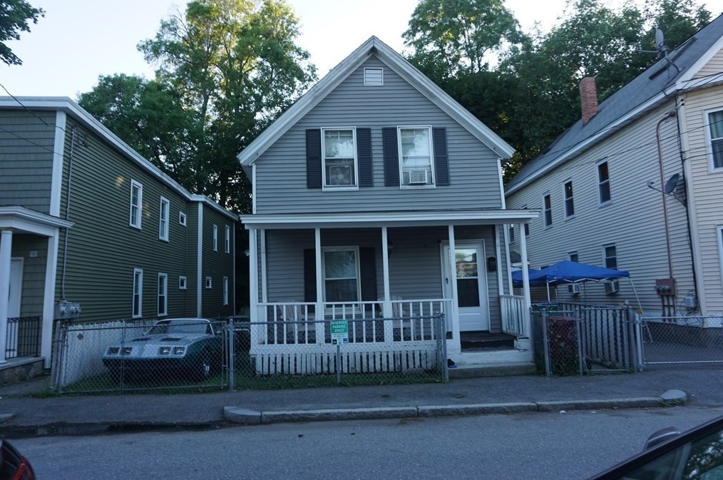 46 Clare St, Lowell, MA 01854 exterior