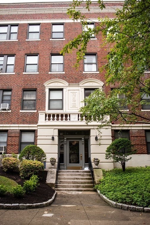 137 Englewood Ave Apt 43, Boston, MA