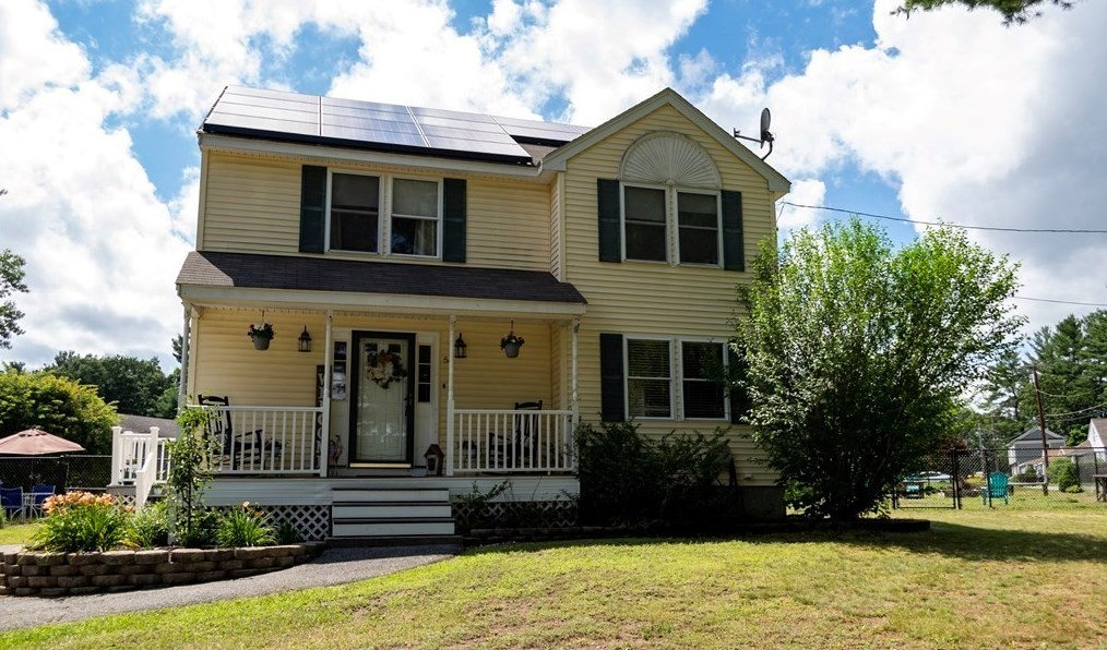 56 Lawndale Rd, Tyngsborough, MA 01879 exterior