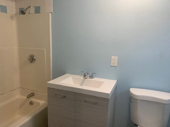 351-353 Lawrence St #2, Lowell, MA 01852
