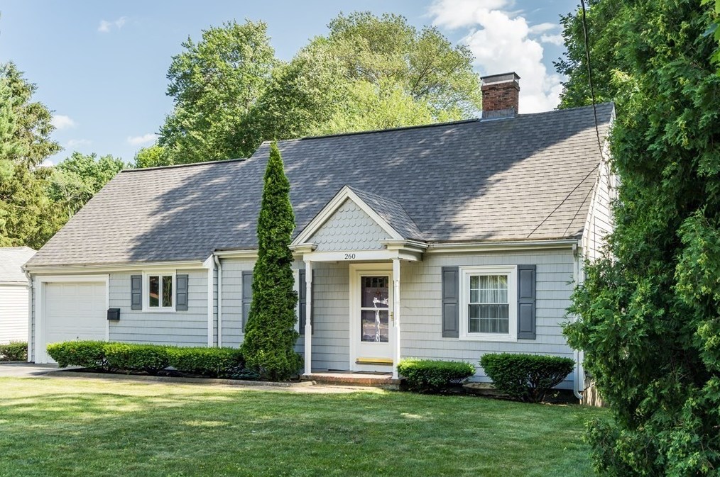260 Lincoln St, Lexington, MA 02421 exterior