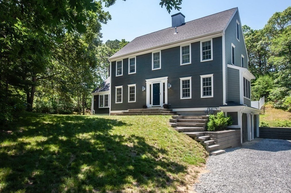 35 Lothrops Ln, Barnstable, MA 02668 exterior