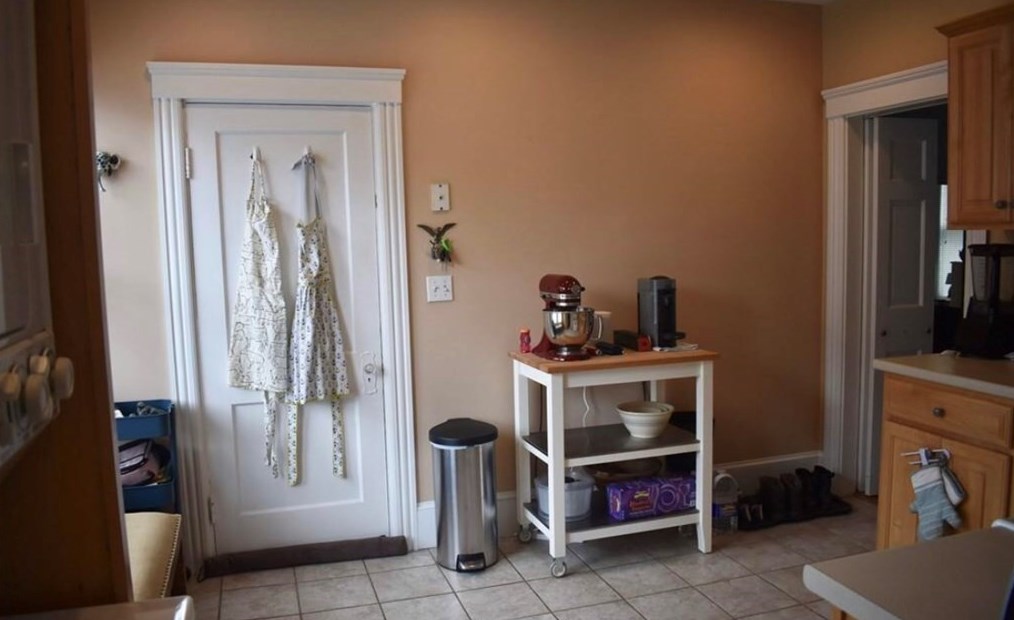 24 Emerald St #1, Medford, MA 02155