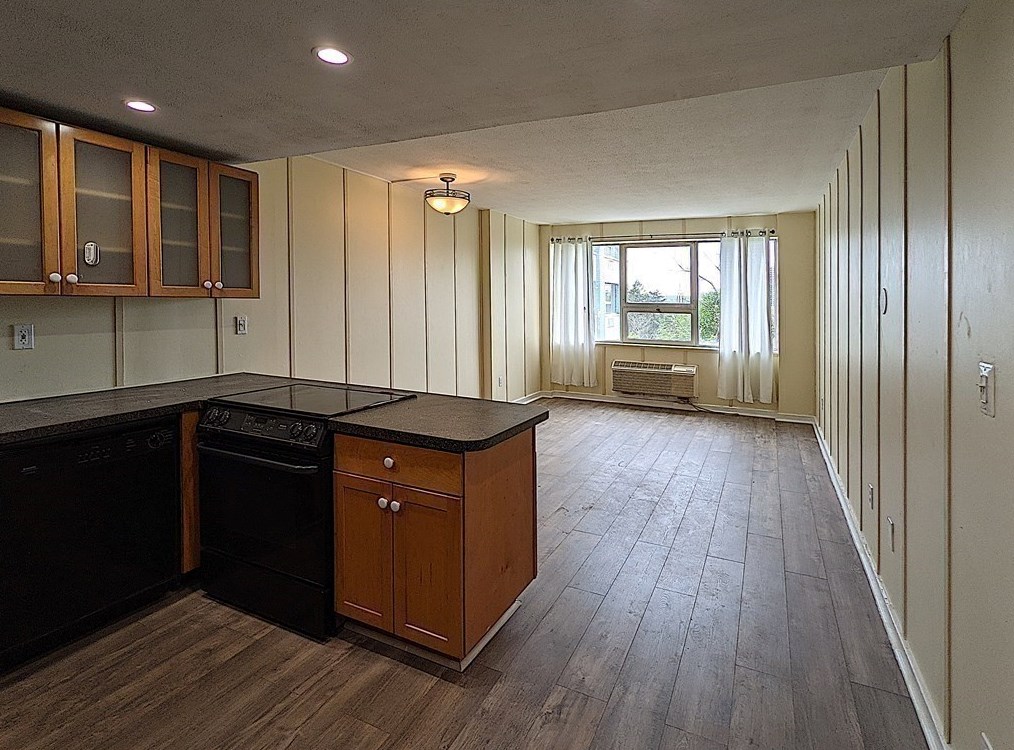 101 Mulberry St Apt 502, Springfield, MA 01105