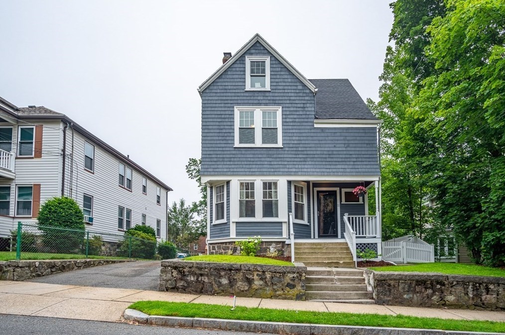 11 Wyoming Ave, Melrose, MA 02176