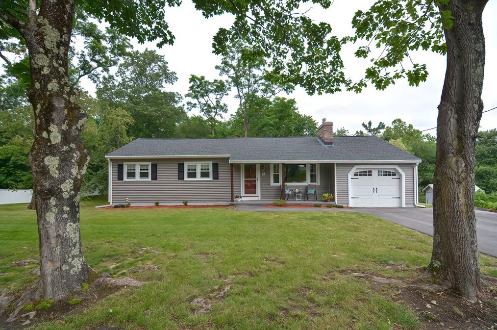 9 Spaulding Rd, Kates Corner, MA 01824 exterior