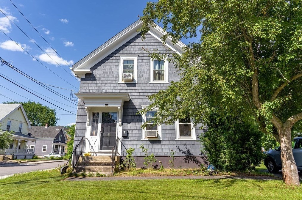 21 Oak St, Attleboro, MA exterior