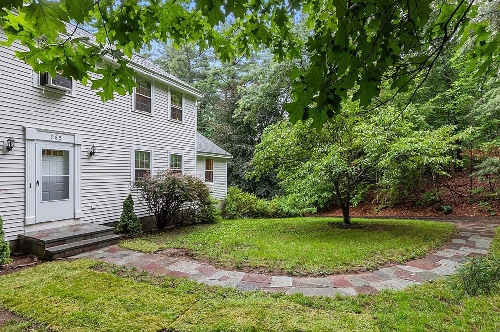 965 Boston Rd, Groton, MA 01450 exterior