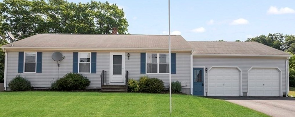 111 Carrier Ave, South Attleboro, MA 02703 exterior