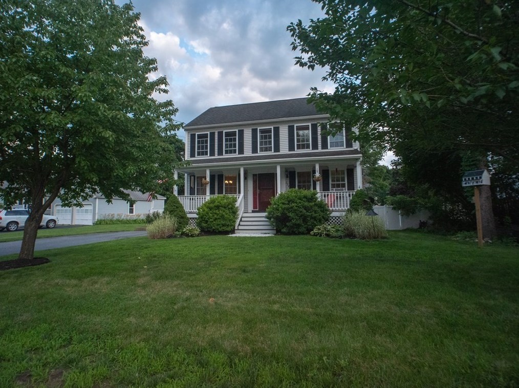 294 Wanoosnoc Rd, Fitchburg, MA 01420 exterior