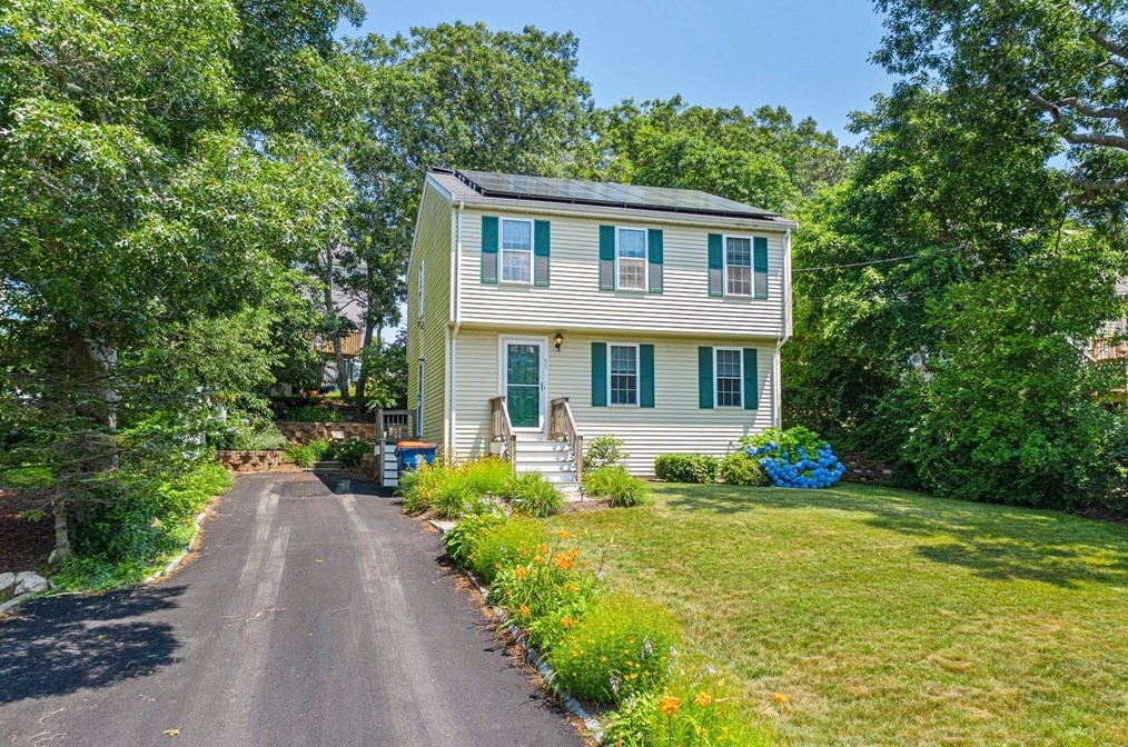 57 Hyannis Rd, Plymouth, MA 02360 exterior