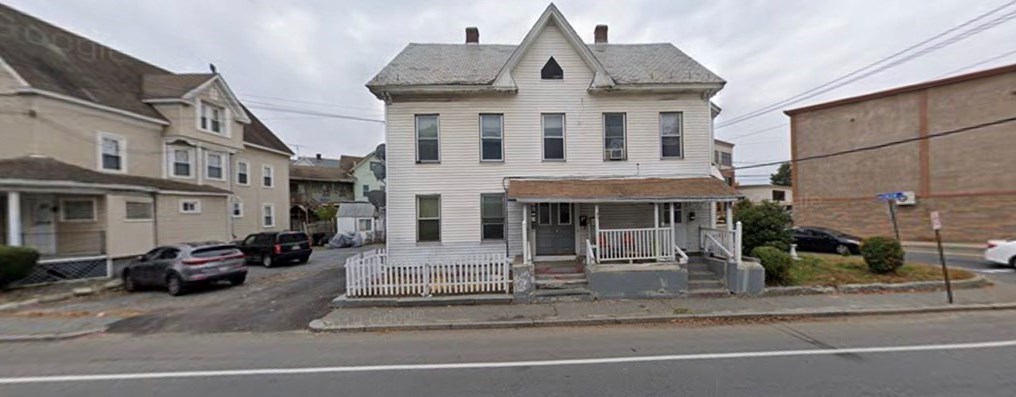 95 Central St, Leominster, MA 01453-6137