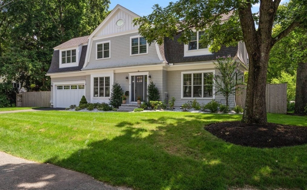 3 Strathmore Rd, Wellesley, MA 02482 exterior