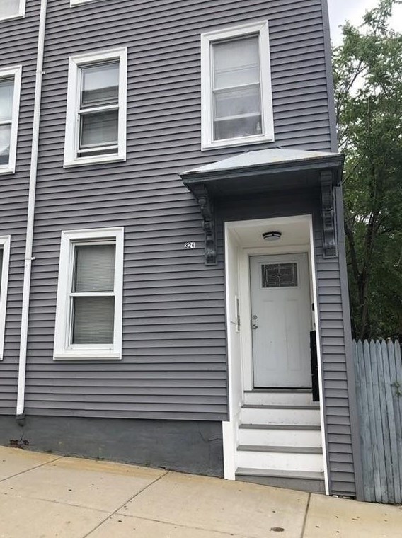 324 Princeton St, Boston, MA 02128 exterior