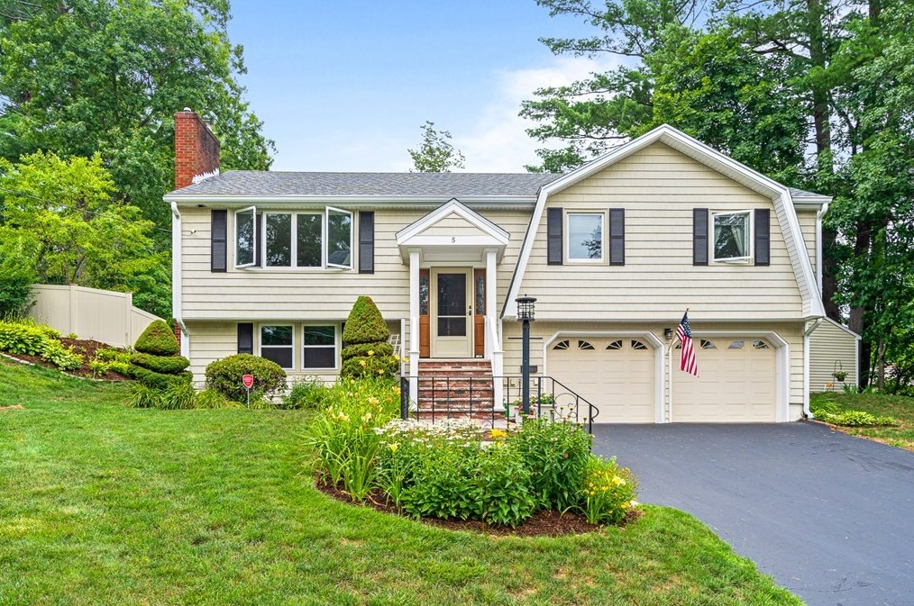 5 Shady Hill Ln, Reading, MA 01867 exterior