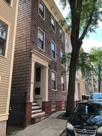 27 Mystic St, Boston, MA 02129 exterior