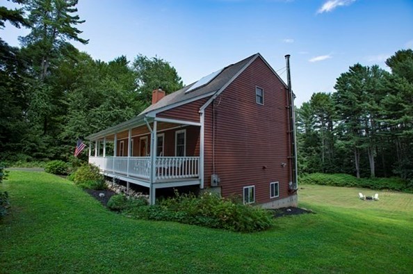 74 Orchard St, Belchertown, MA 01007 exterior