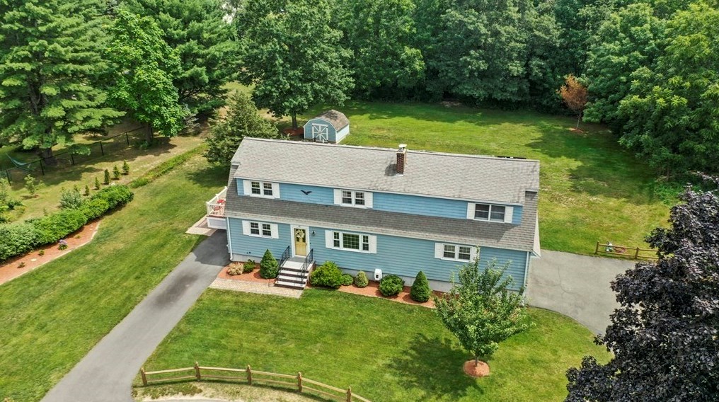 31 Carleton Rd, Tewksbury, MA 01876-2415