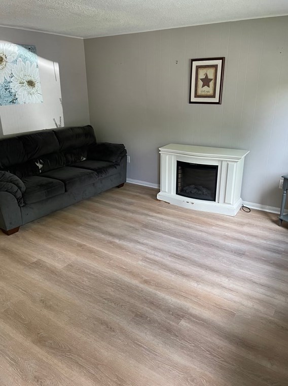 141 Thissell Ave #14, Dracut, MA 01826