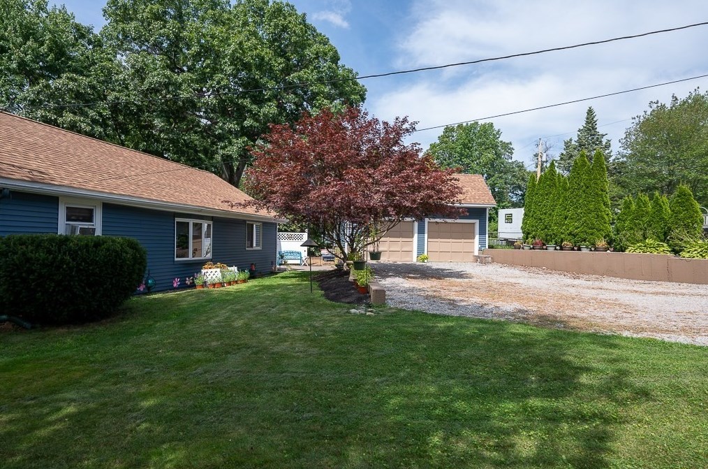 3 Rindge St, Millbury, MA 01527 exterior