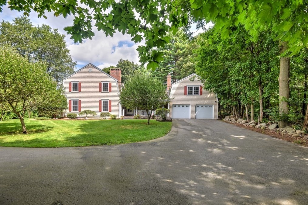 299 Essex St, Beverly Farms, MA 01915 exterior