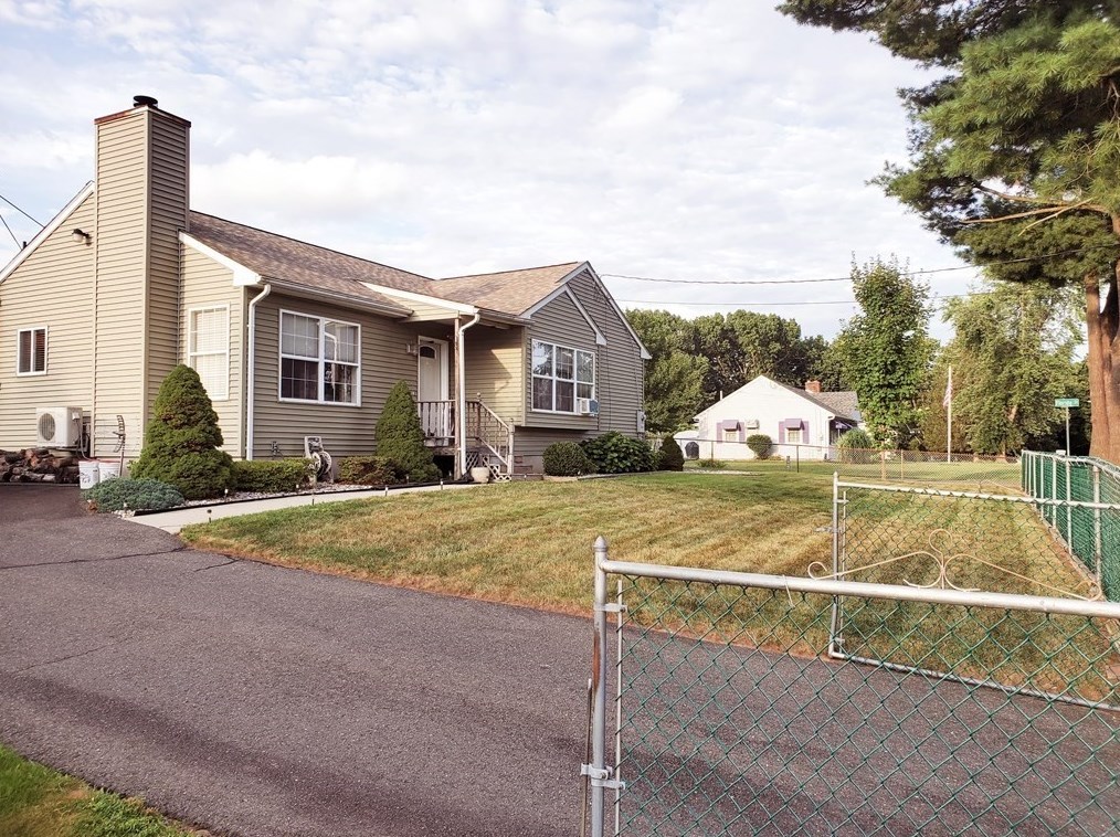 45 River St, Ludlow, MA 01056 exterior