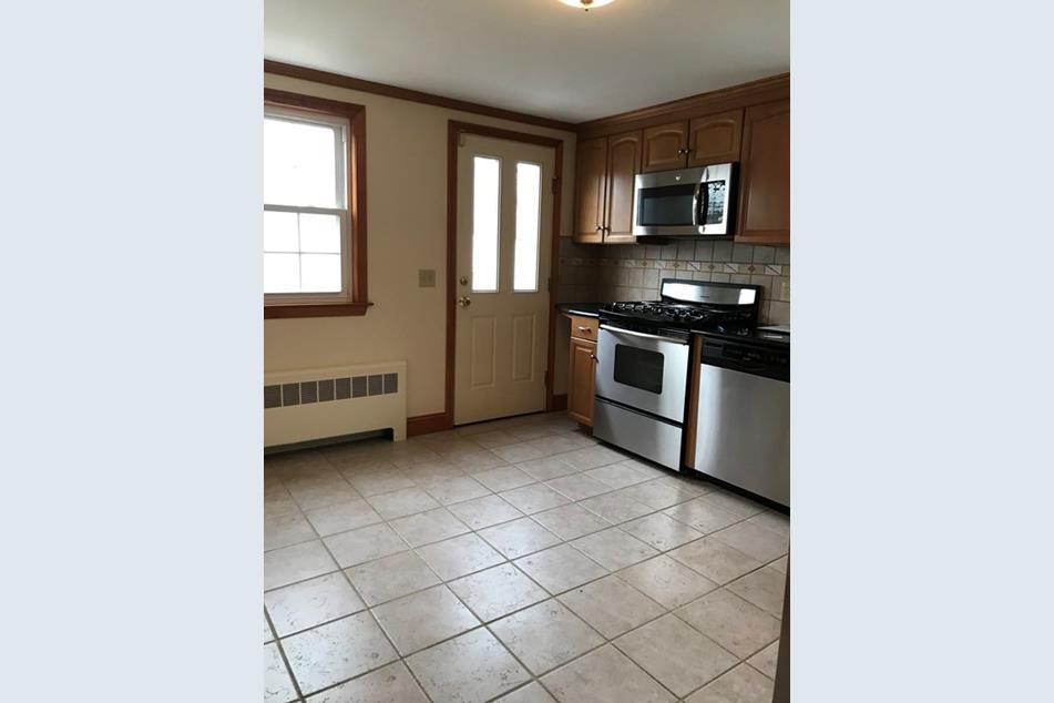 82 George St, Arlington, MA 02476 - MLS 72884944 ...