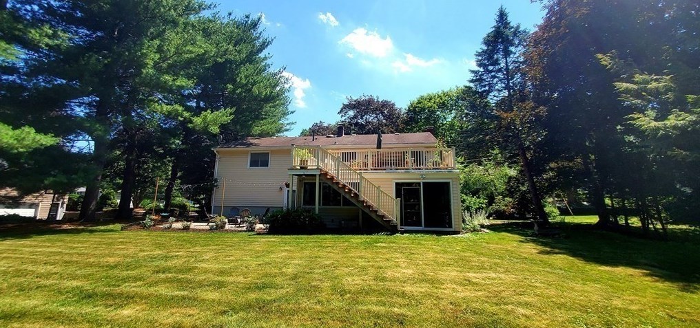 6 Lawrence Ln, Lexington, MA 02421 exterior