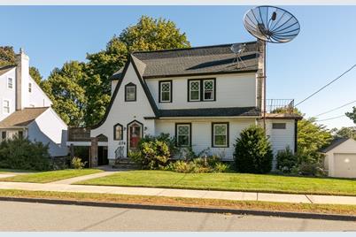 274 Beverly Road - Photo 1