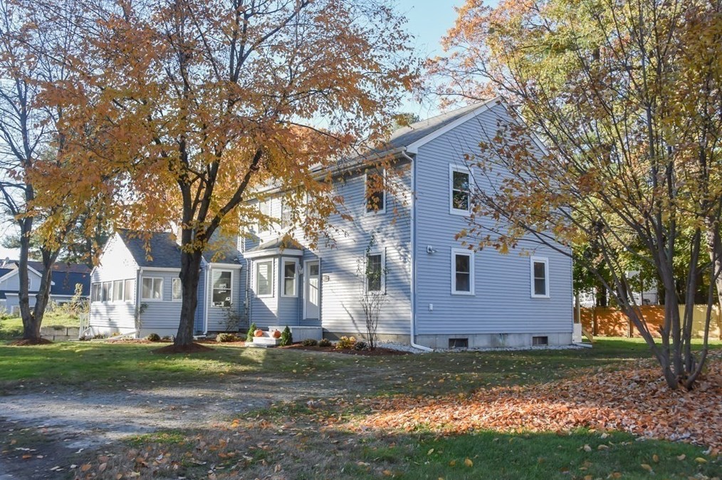 19 Middlesex Dr, Littleton, MA 01460 exterior