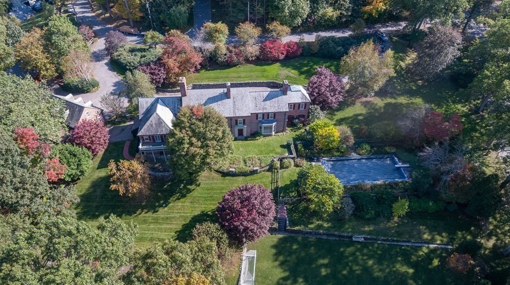 325 Nashawtuc Rd, Concord, MA exterior