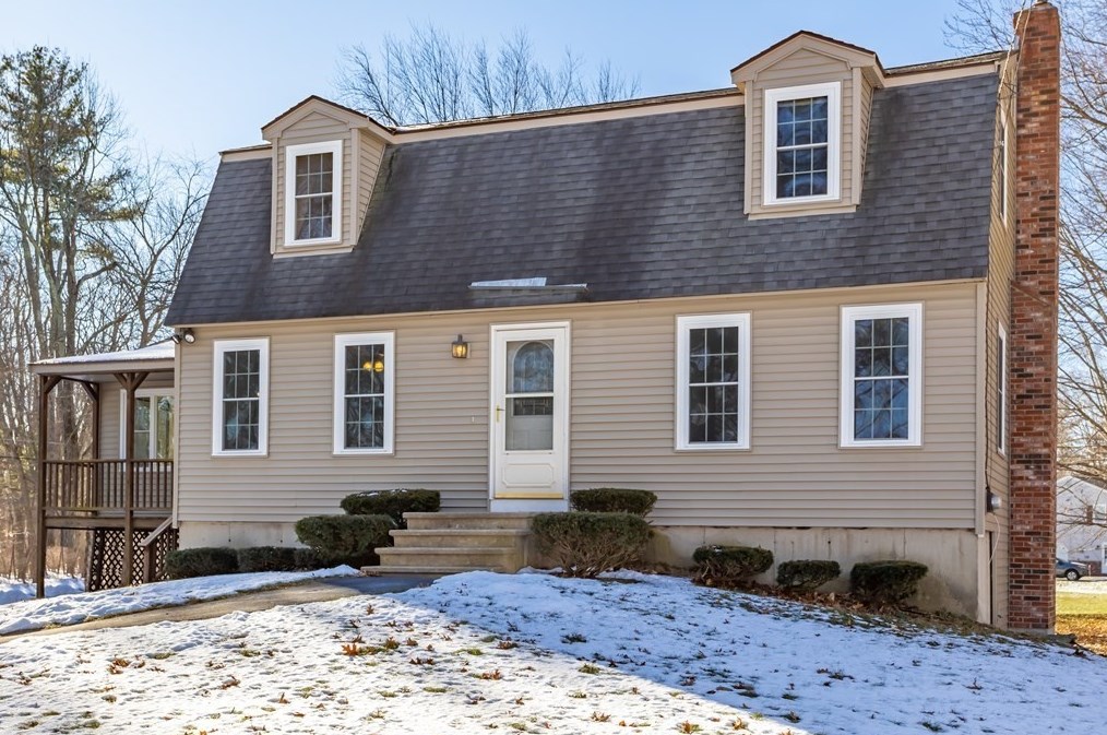 78 Long Pond Rd, Tyngsborough, MA 01879 exterior