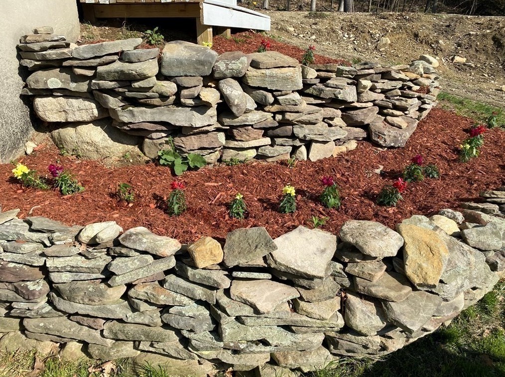 133 Willowdale Rd, Tyngsborough, MA 01879 exterior