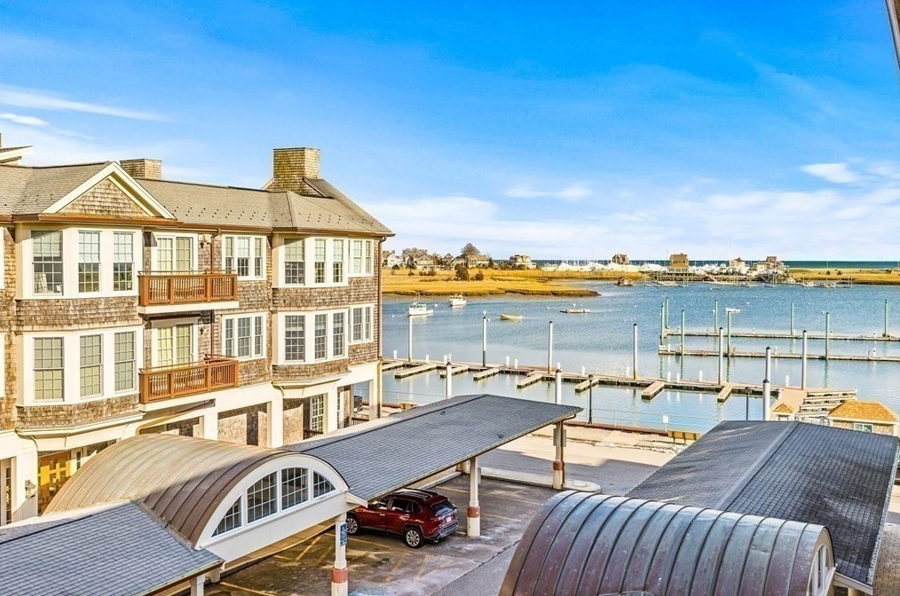 1 Mill Wharf Plz, Scituate, MA 02066 exterior