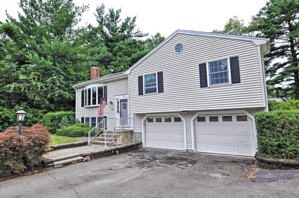 6 Garrison Dr, North Attleboro, MA 02762 exterior