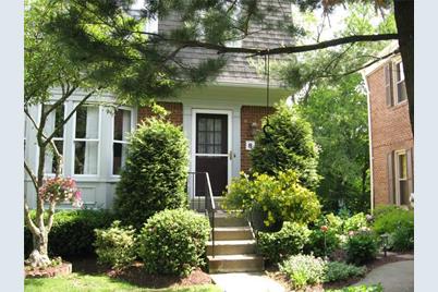 8 Raleigh Place - Photo 1