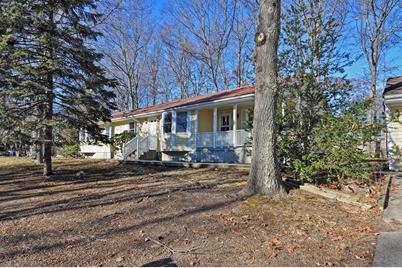 57 Rosewood Ave - Photo 1