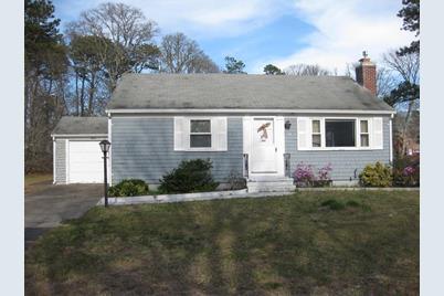 15 Wayside Dr, Harwich, MA 02671 - Photo 1