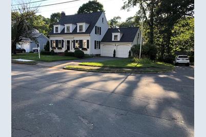 44 Norton St Braintree Ma 02184 Mls 72469496 Coldwell Banker