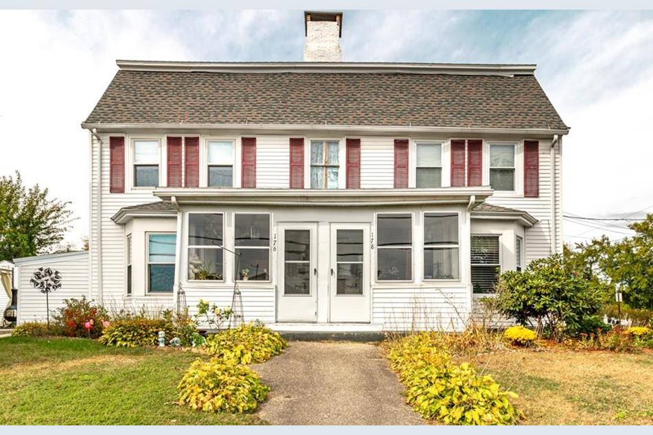 Frye, James - Bradley, Leverett House 176-178 Merrimack St Methuen 1775