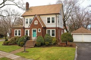 35 Lodge Rd, Belmont, MA 02478 - MLS 72641434 - Coldwell Banker