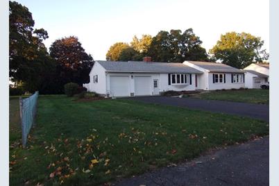 18 Maple Avenue - Photo 1