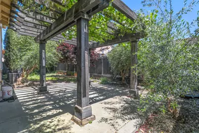 549 Fresian Drive, Oakdale, CA 95361 - Photo 6