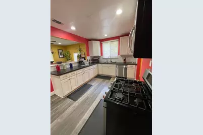 3740 26th Avenue, Sacramento, CA 95820 - Photo 10