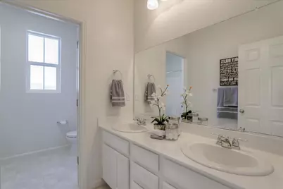21051 Pinot Noir Drive, Patterson, CA 95363 - Photo 10
